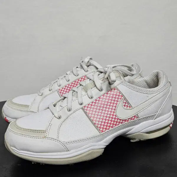 [BUNJANG] Nike Air White Crimson Golf Shoes (Size 235) / (235) 나이키 에어 화이트 다홍 골프화 (사이즈 235)