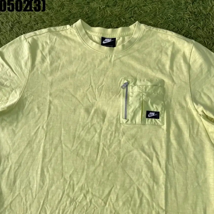 [BUNJANG] Nike Short Sleeve T-Shirt Fluorescent Green Pocket 2XL / 나이키 반팔 티셔츠 형광 연두색 포켓2xl 0502
