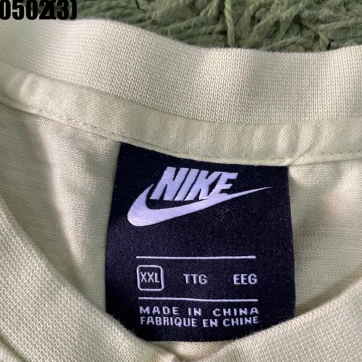 [BUNJANG] Nike Short Sleeve T-Shirt Fluorescent Green Pocket 2XL / 나이키 반팔 티셔츠 형광 연두색 포켓2xl 0502