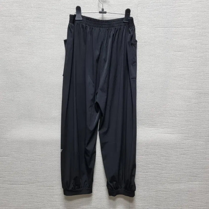 [BUNJANG] Black Cotton Wide-Leg Pants with Butterfly Embroidery / 바462 배기 바지