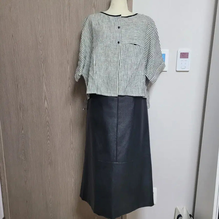[BUNJANG] 100% Linen Striped Blouse / 린넨100% 줄무늬 블라우스