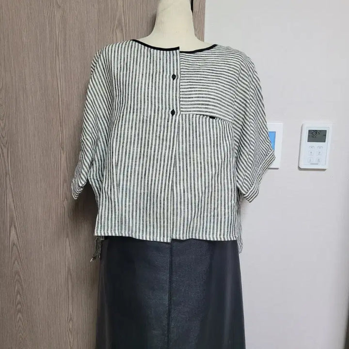 [BUNJANG] 100% Linen Striped Blouse / 린넨100% 줄무늬 블라우스