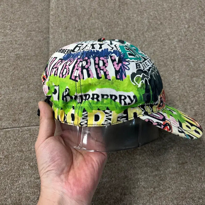 [BUNJANG] Burberry Graffiti Ball Cap / 버버리 그래피티 볼캡