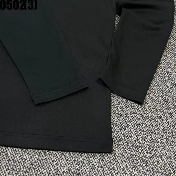 [BUNJANG] Dynafit Black Long Sleeve T-Shirt / 다이나핏 검정색 긴팔 티셔츠 0502