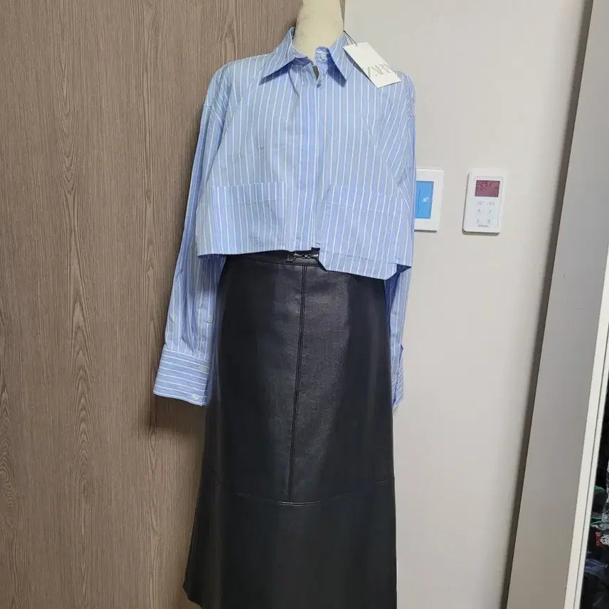 [BUNJANG] Zara Striped Cropped Shirt / 새상품) 자라 스트라이프 크롭 셔츠