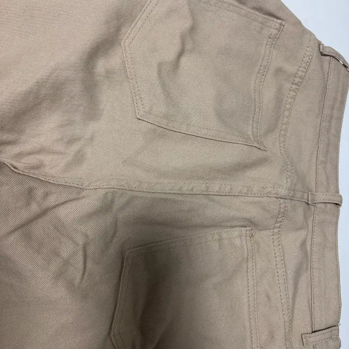 [BUNJANG] Cotton Wide Pants with Side Pin Tucks and Button Hem - Beige / 볼륨 옆핀턱 밑단 버튼 코튼 와이드 팬츠 베이지