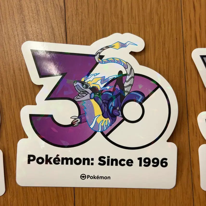 [BUNJANG] Pokemon 30th Anniversary Pop-Up Store Logo Sticker - Miraidon / 미라이돈 디헤드 프리져 테오키스 포켓몬 30주년 팝업 로고스티커 스티커