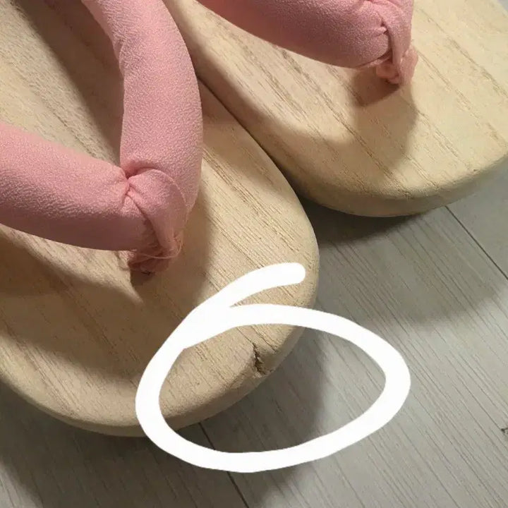 [BUNJANG] Nezuko Pink Geta Sandals / (급전)네즈코 게다(분홍색/핑크색 게다)235 운미 1.0