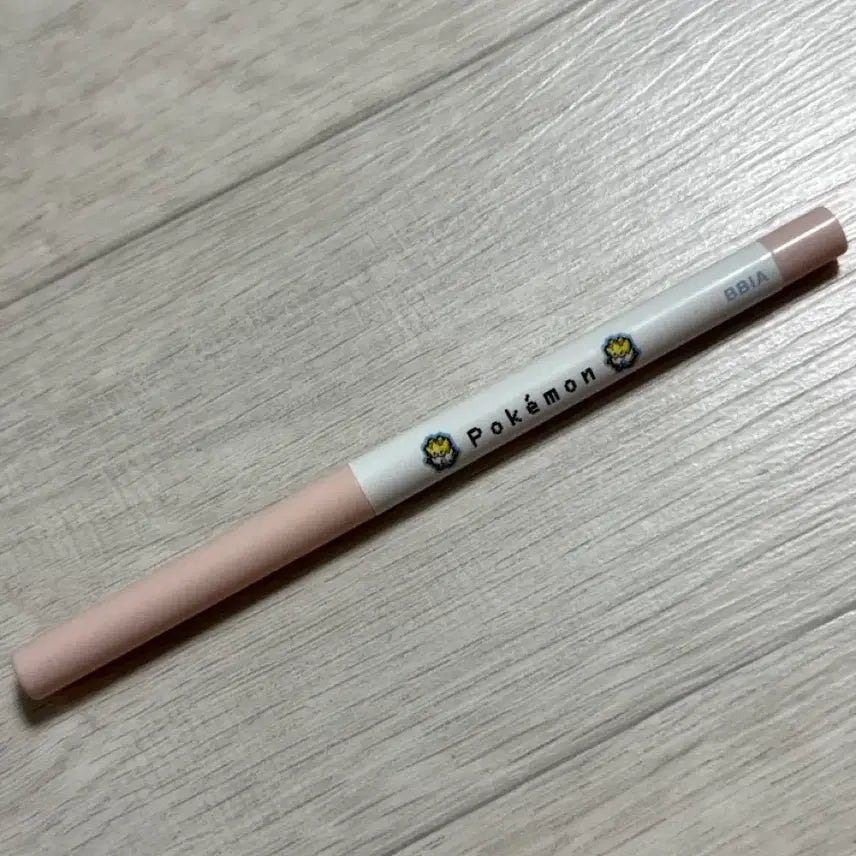 [BUNJANG] BBIA Last Auto Gel Eyeliner 11 Linen Beige Pokemon Edition / 삐아 라스트 오토 젤 아이라이너 11 리넨베이지 포켓몬