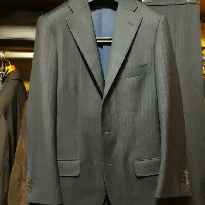 [BUNJANG] Tomorrowland Edwin Woodhouse Navy Stripe Wool Suit (Size 48) / [판매]Tomorrowland(투모로우랜드)에드윈 우드하우스 네이비 수트