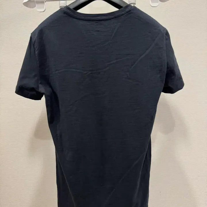 [BUNJANG] Emporio Armani Black V-Neck T-Shirt / 엠포리오 아르마니 블랙 V넥 반팔 티셔츠