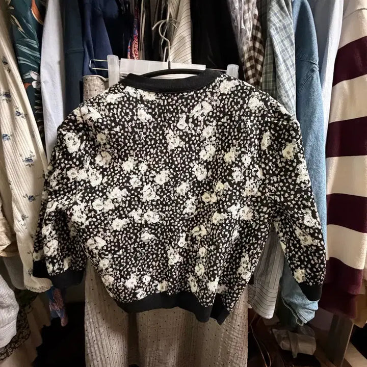 [BUNJANG] JSNY Floral Pattern Short Sleeve Knit Cardigan / JSNY 플로럴패턴 반팔 니트 가디건