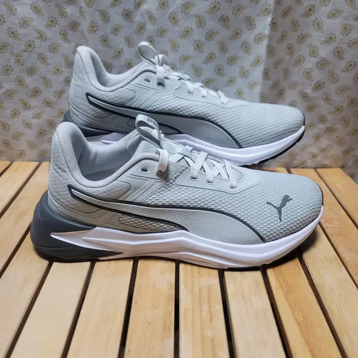 [BUNJANG] Puma Sneakers Size 260 / 푸마 운동화 260