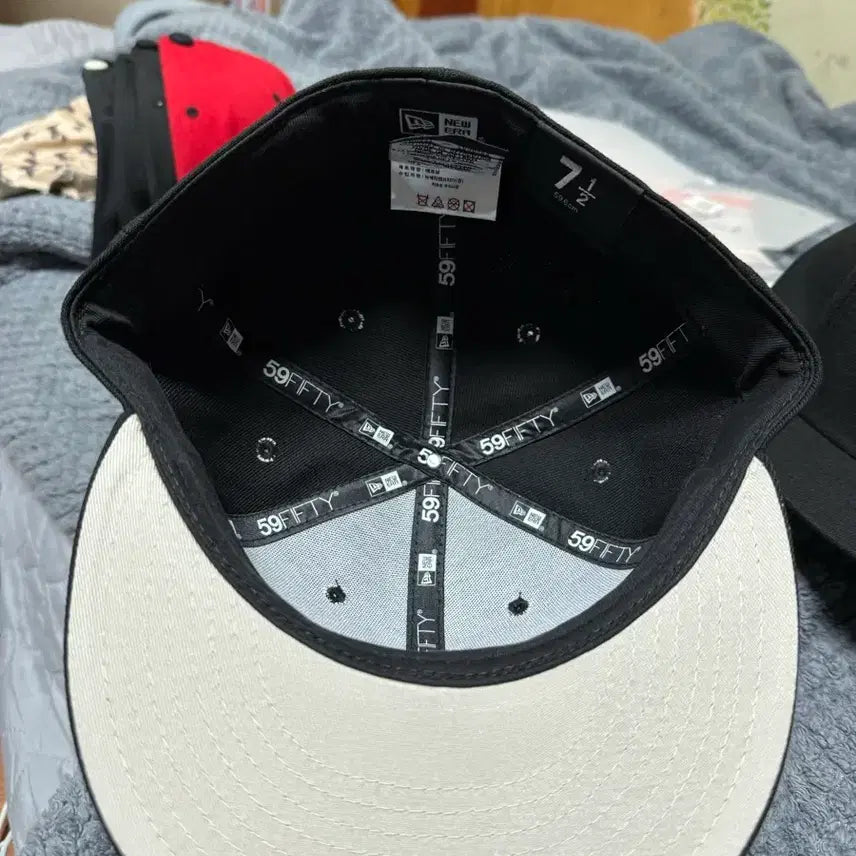 [BUNJANG] Over The Pitch New Era 7 1/2 Fitted Hat / 오버 더 피치 뉴에라 7 1/2