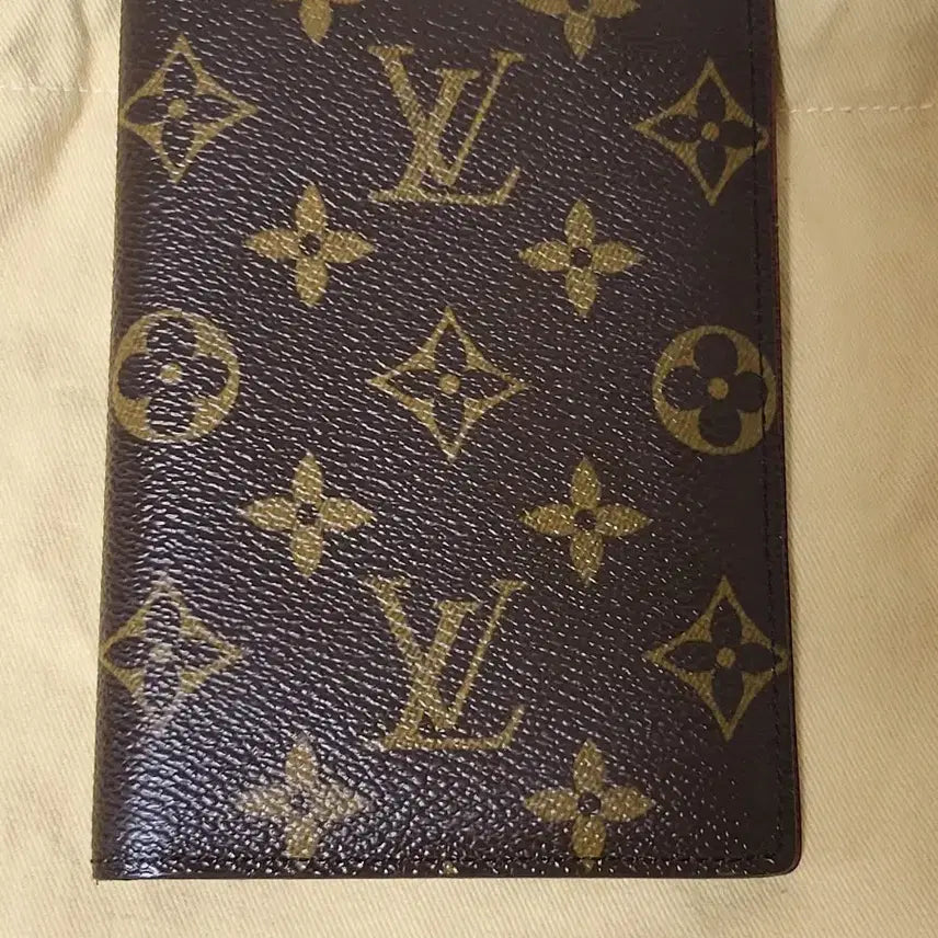 [BUNJANG] Louis Vuitton Passport Holder / 루이비통 여권지갑 정품