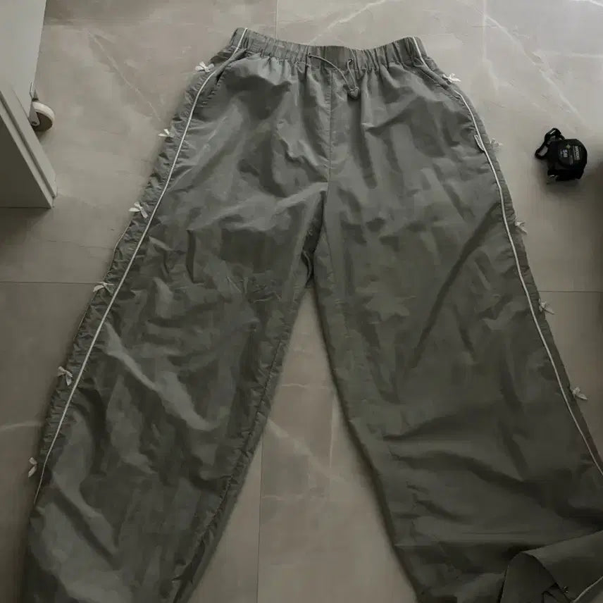 [BUNJANG] Ribbon Street Nylon Wide Pants Vintage / 리본 스트릿 나일론 와이드 팬츠 빈티지