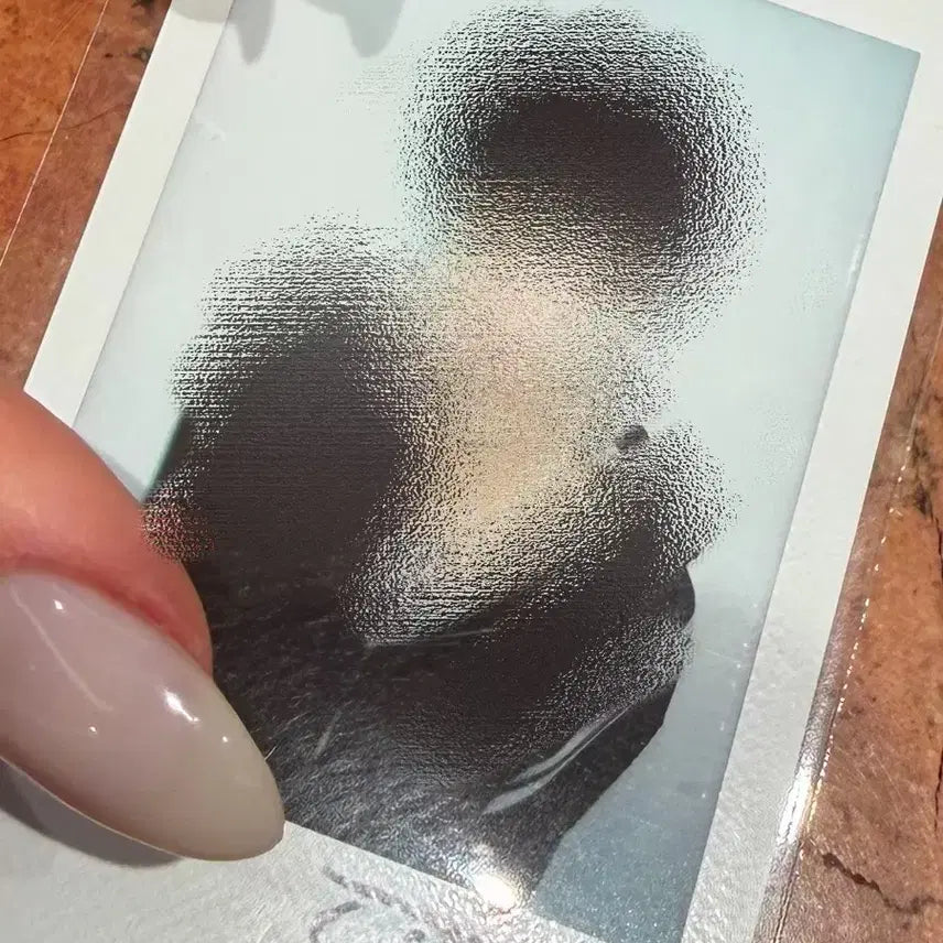 [BUNJANG] Idntt Jae Young Signed Polaroid Photo / Idntt 이재영 260228 팬싸 싸인 폴라로이드 양도