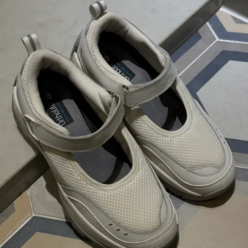 [BUNJANG] Honsbi Darling Harbour Mary Jane Sneakers Off White / 혼스비 달링하버 오프화이트