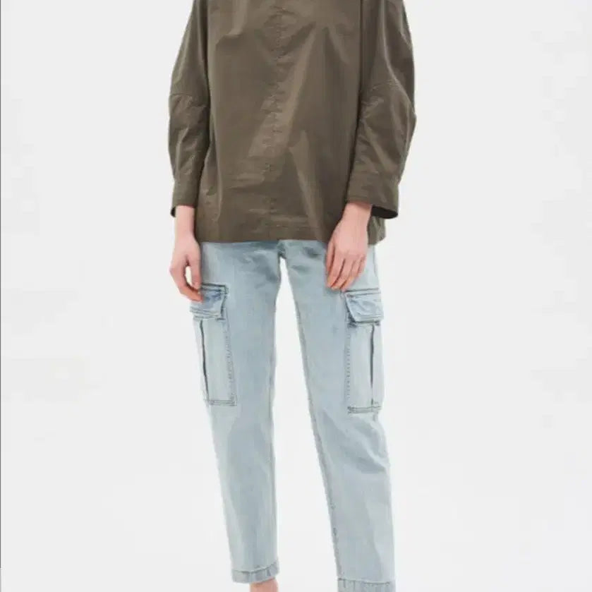 [SOLD OUT] 한섬 시스템 커버드소매 오버핏 블라우스