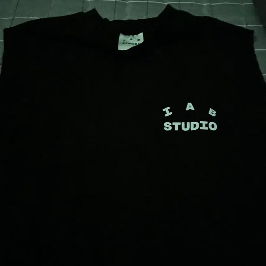 [BUNJANG] IAB STUDIO Black Sleeveless Top L / IAB STUDIO 검정 나시