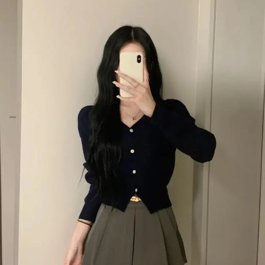 [BUNJANG] V-Neck Ribbed Knit Cropped Cardigan - Black / 가을필수템 브이넥 시보리 아방 니트 크롭 가디건 블랙컬러