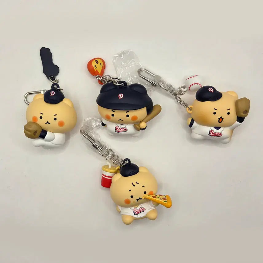 [BUNJANG] Manggureojin Gom x Doosan Collaboration Random Figure Keyring Set / 망그러진 곰x두산 콜라보 랜덤 피규어 키링 4종 세트 판매합니다.