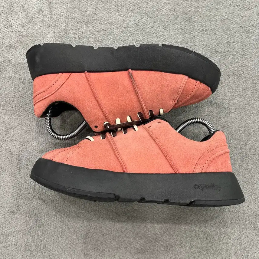 [BUNJANG] Equal-B 240 Suede Sneakers / 240 이퀄비 스웨이드 운동화