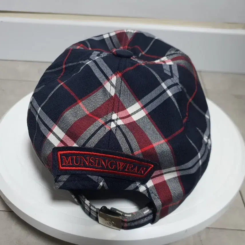 [BUNJANG] Munsingwear Original Penguin Check Pattern Ball Cap Free-Size / 먼싱웨어 오리지널 펭귄 체크 패턴 볼캡 Free-Size
