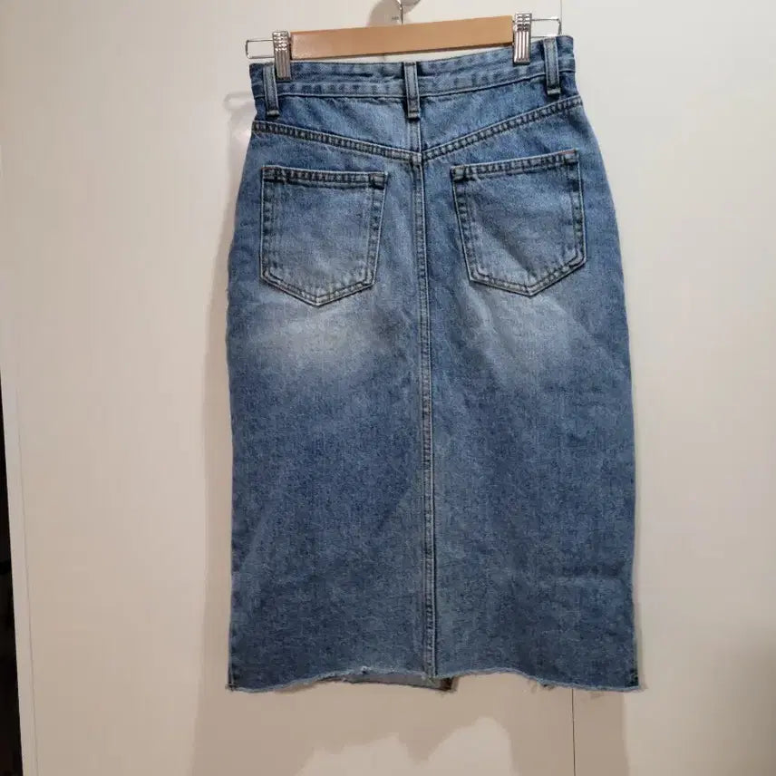 [BUNJANG] SIYAJU Denim Skirt Side Slit Long Skirt Size S / 시야쥬 데님 스커트 트임 청치마 s사이즈