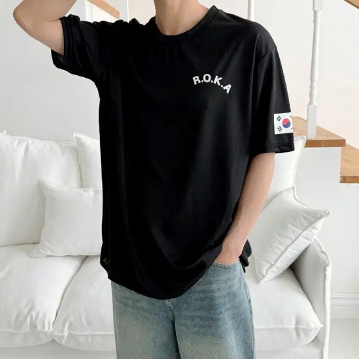 [BUNJANG] ROKA Cooling Short-Sleeve T-Shirt, Black, Size 100 / ROKA 쿨링 반팔 티셔츠 블랙 100