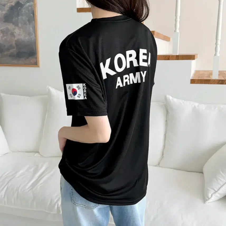 [BUNJANG] ROKA Cooling Short-Sleeve T-Shirt, Black, Size 100 / ROKA 쿨링 반팔 티셔츠 블랙 100