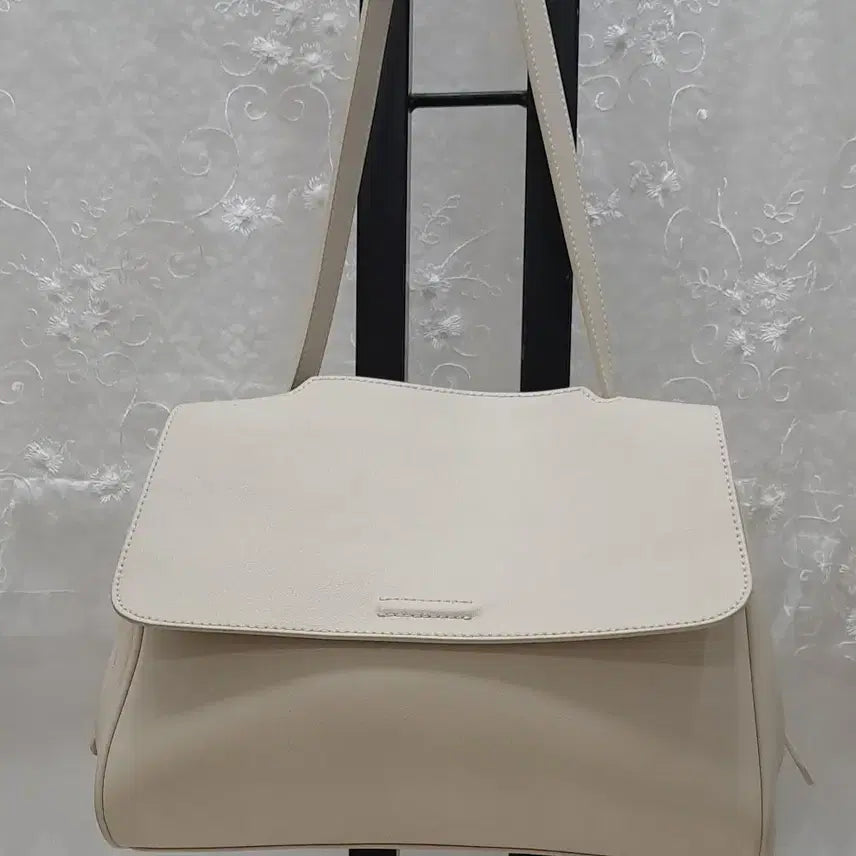 [BUNJANG] MINTIZ Luxury Shoulder Bag / MINTIZ  LUXURY  숄더백