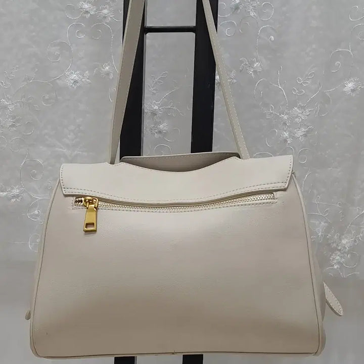 [BUNJANG] MINTIZ Luxury Shoulder Bag / MINTIZ  LUXURY  숄더백