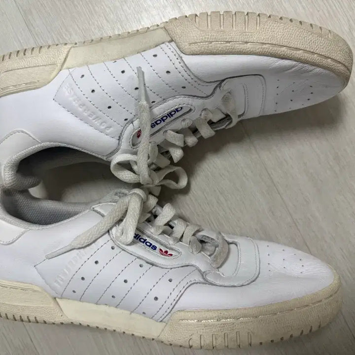 [BUNJANG] Adidas Sneakers White Size 235 / 아디다스 운동화 235