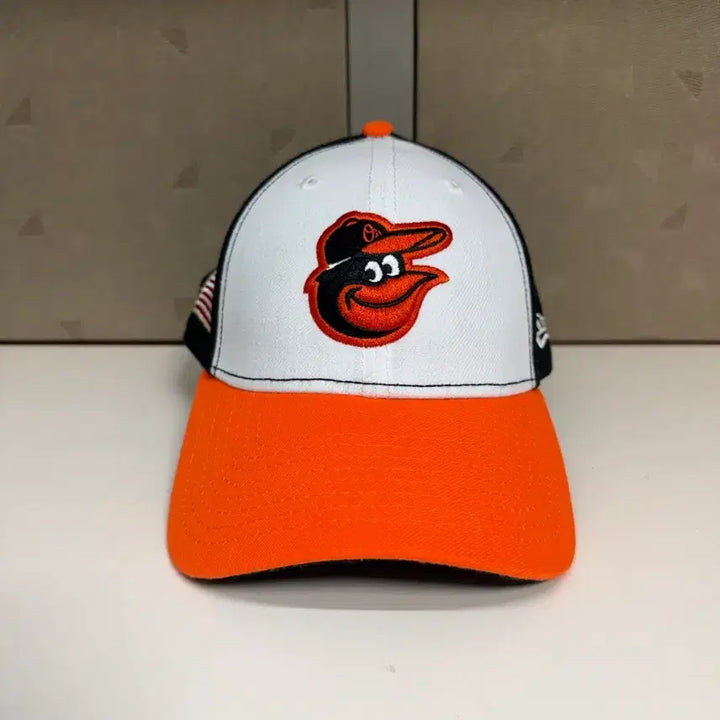 [BUNJANG] New Era Character Embroidered Cap / 뉴에라 모자