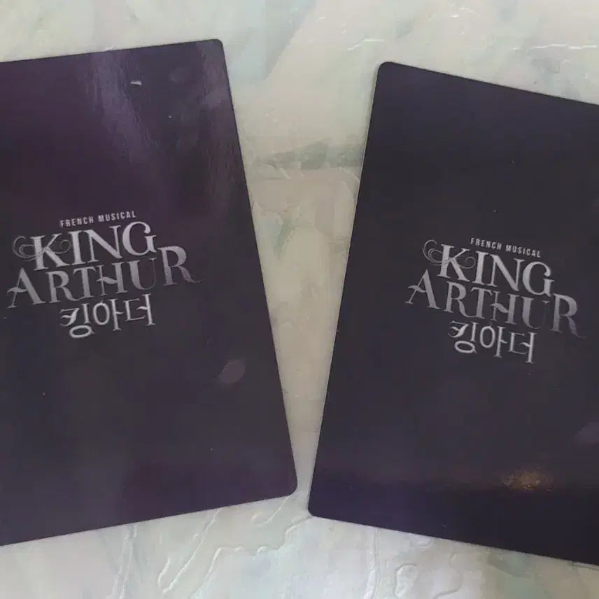 [BUNJANG] Musical King Arthur Photocard Bundle Set (Go Hoon-jung, Hong Yun-hee) / 뮤지컬 킹아더 포토카드(고훈정.홍륜희) 2장 일괄