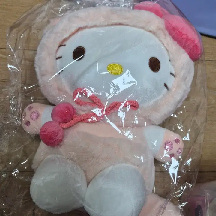 [BUNJANG] Sanrio Hello Kitty Plush Doll / (공간정리 오늘만 특가)산리오 헬로키티 봉제인형 정품