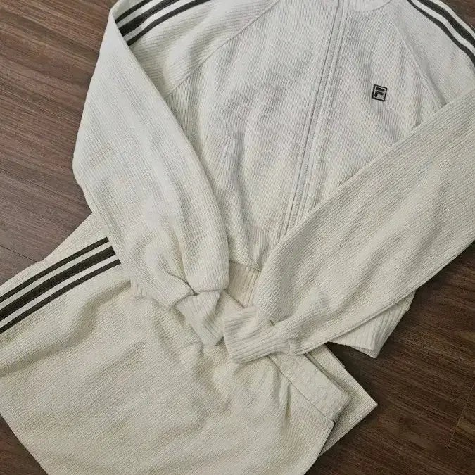 [BUNJANG] Fila 1911 Knit Track Jacket and Skirt Set-up / 휠라1911 니트트랙 자켓, 스커트 셋업
