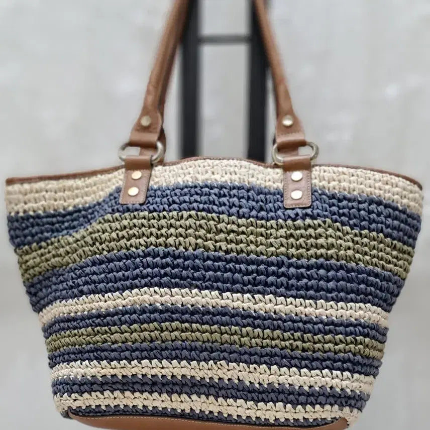 [BUNJANG] DKNY Raffia Tote Bag / DKNY  라탄토트백