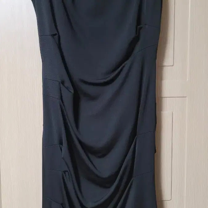 [BUNJANG] Anivvy Black Drape Slim Fit Dress Size 66 / 아니베에프 블랙 드레이프 슬림핏 원피스 66size(드라이완료)