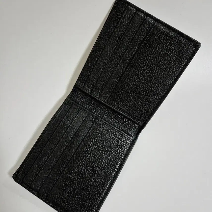 [BUNJANG] Gucci Logo Print Bi-fold Wallet Black Leather / [새상품급/S급]구찌 지갑 로고 프린트 가죽 블랙