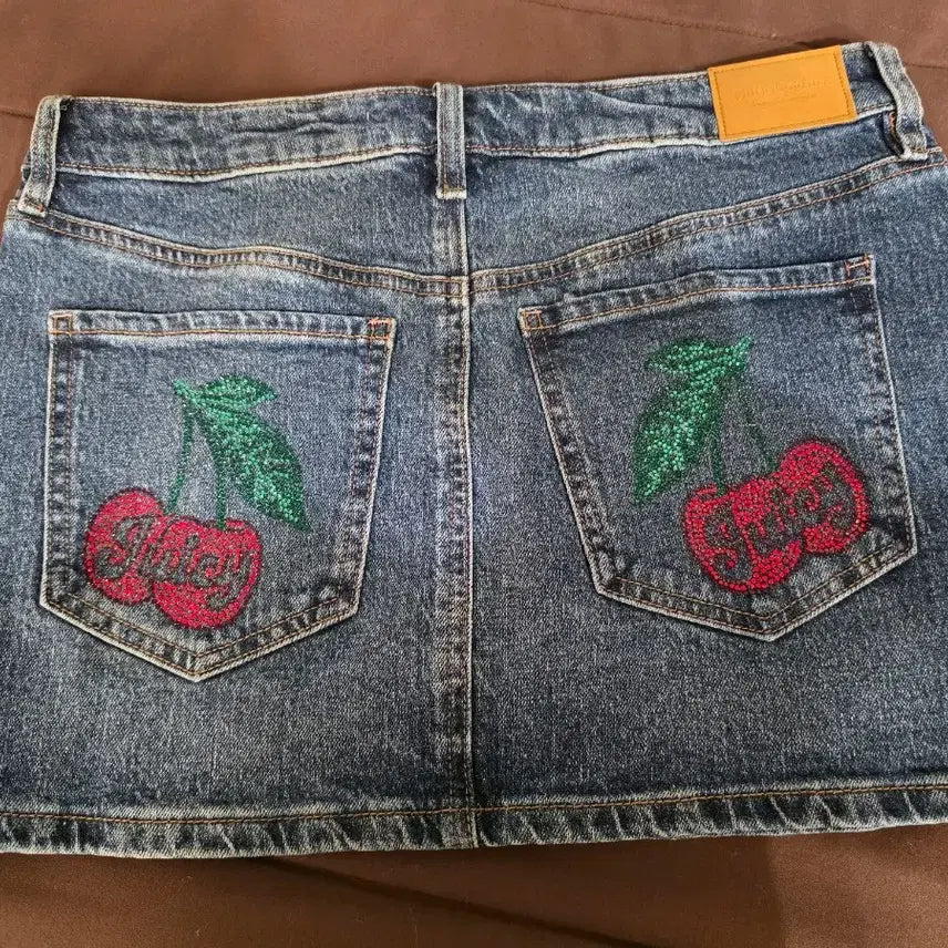 [BUNJANG] Juicy Couture Cubic Logo Denim Mini Skirt / 쥬시꾸뛰르 큐빅로고 데님 미니스커트