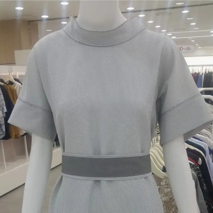 [BUNJANG] The Izzat Striped Short-Sleeve High-Neck Dress / 더아이잣 스트라이프 반팔 넥 원피스