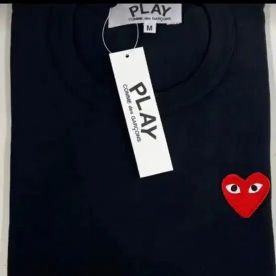 [BUNJANG] Comme des Garçons T-shirt White Red Emblem / 꼼데가르송 반팔 새상품