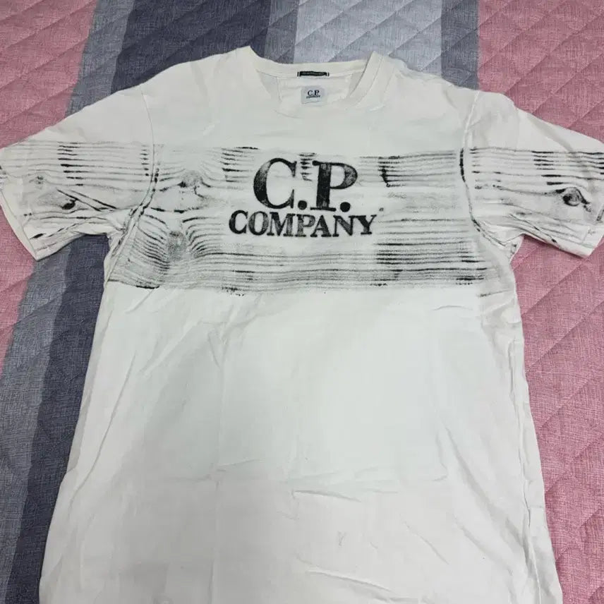 [BUNJANG] C.P. Company Metropolis White Printing T-Shirt XL / CP컴퍼니 메트로폴리스 화이트 프린팅 반팔티셔츠(XL)