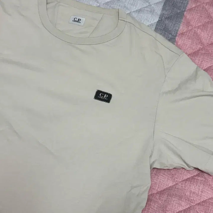 [BUNJANG] CP Company Short Sleeve T-Shirt Beige/Grey XL / CP컴퍼니 반팔 티셔츠 베이지그레이(XL)
