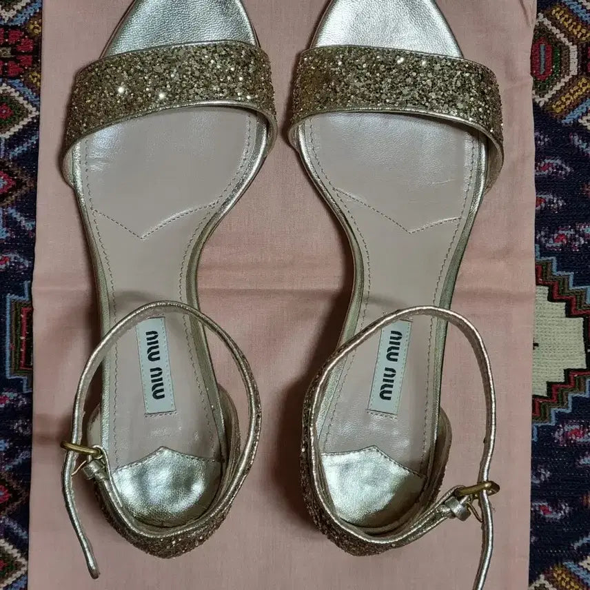 [BUNJANG] Miu Miu Gold Glitter Strap Heels - Size 37.5 (Excellent Condition) / 정품 미우미우 골드 글리터 스트랩힐 명품 샌들, 245mm (상태최상)