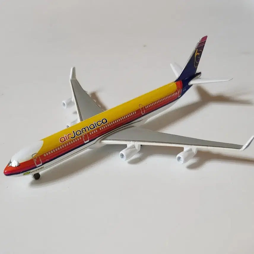 [BUNJANG] Schabak Air Jamaica A340 1:600 Scale Model Aircraft / SCHABAK 에어자메이카 A340 항공기 모형
