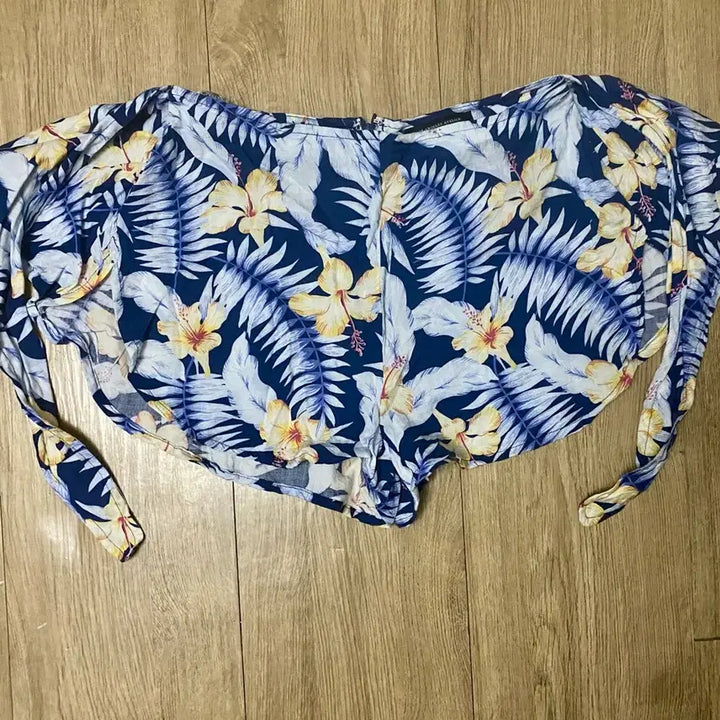 [BUNJANG] And Other Stories Hawaiian Shorts XS / 앤아더스토리즈 하와이안 쇼츠 xs