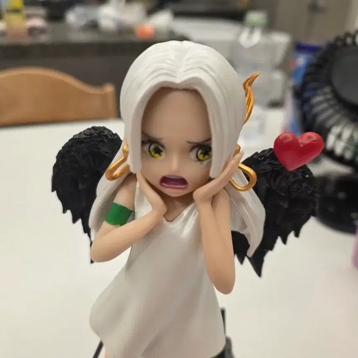[BUNJANG] One Piece Serafim Hancock Figure Approx. 21cm / 원피스) 세라핌 핸콕 피규어 박스X 약21cm